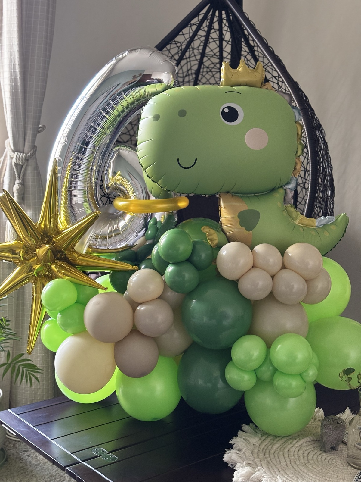 Cute dinosaur birthday bouquet